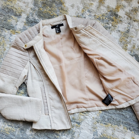 H & M Cropped  Jacket - Picture 2 of 10